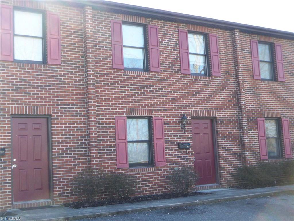 219 Worth Street Property Photo 1