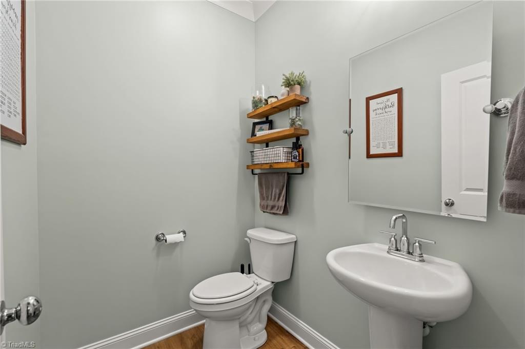 358 Windsor Trail Property Photo 15