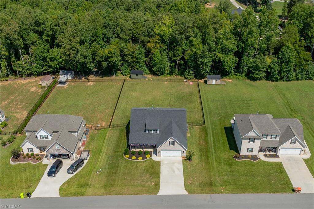 358 Windsor Trail Property Photo 42