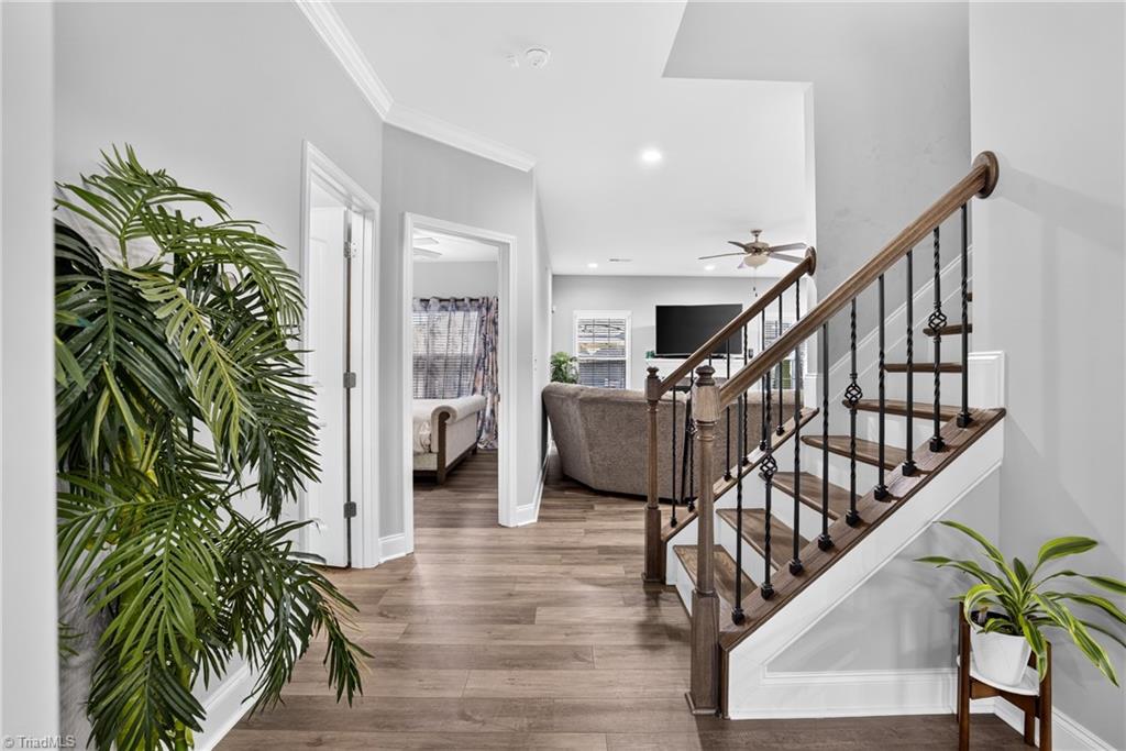 6605 Jockey Club Drive Property Photo 6