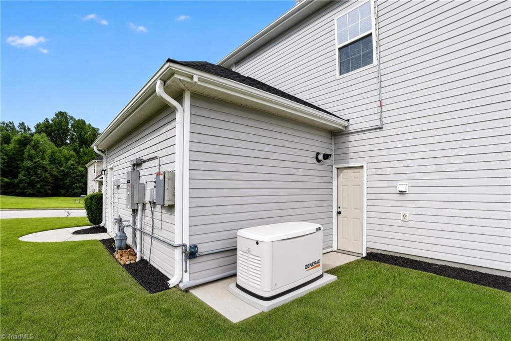 6605 Jockey Club Drive Property Photo 17