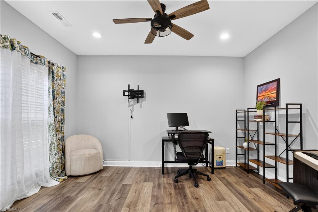 6605 Jockey Club Drive Property Photo 30