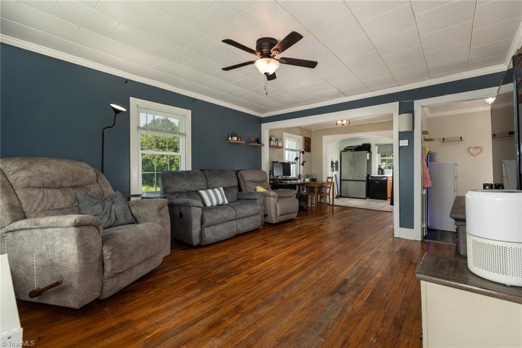 220 Collins Road Property Photo 8
