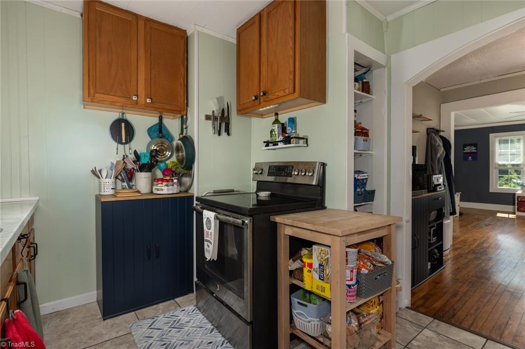 220 Collins Road Property Photo 17