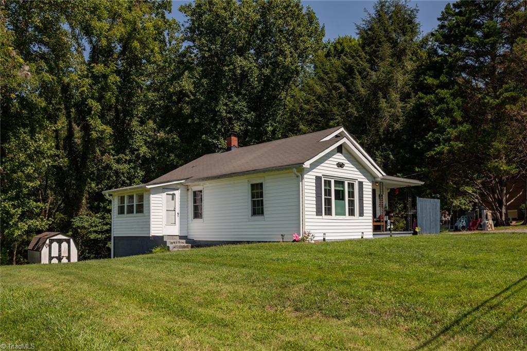 220 Collins Road Property Photo 28