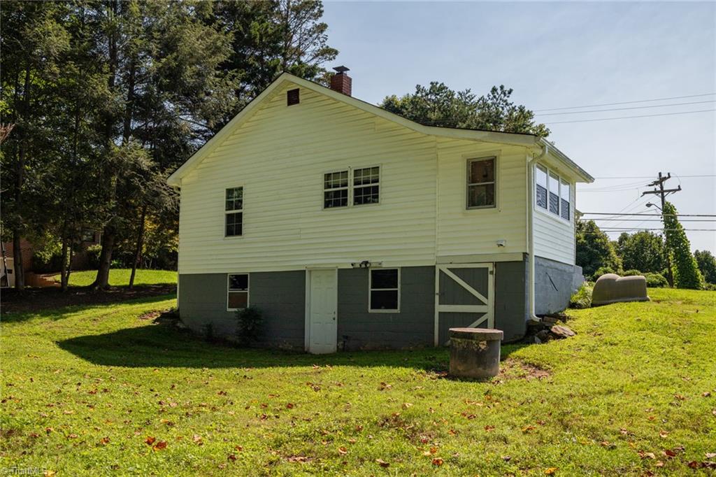 220 Collins Road Property Photo 32