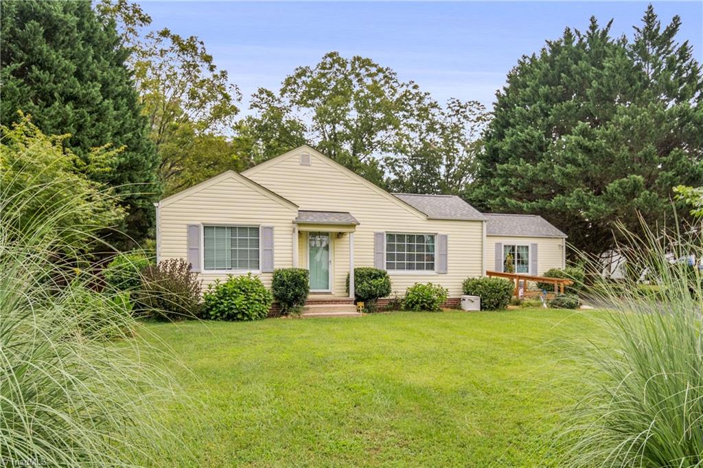 204 Carson Road Property Photo 1