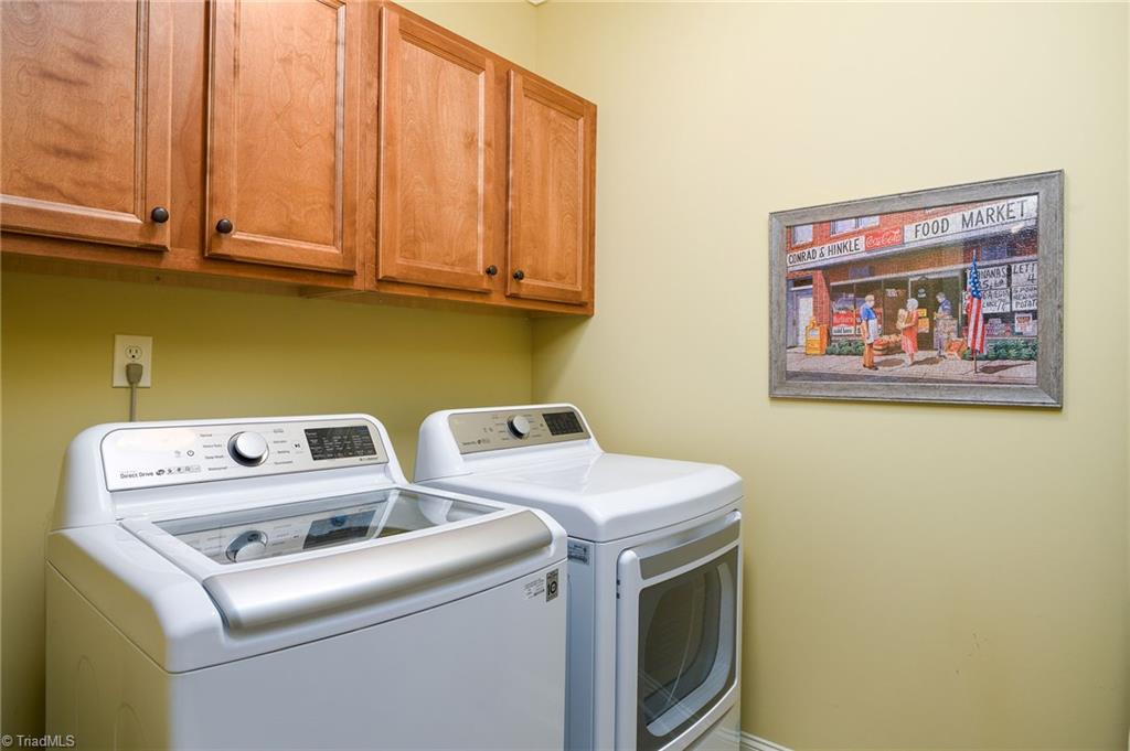 357 Willow Ridge Lane Property Photo 28