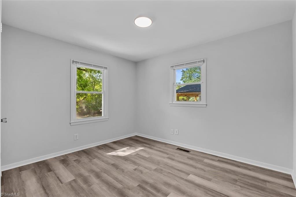 621 Spring Garden Circle Property Photo 13