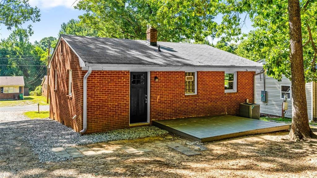 621 Spring Garden Circle Property Photo 25