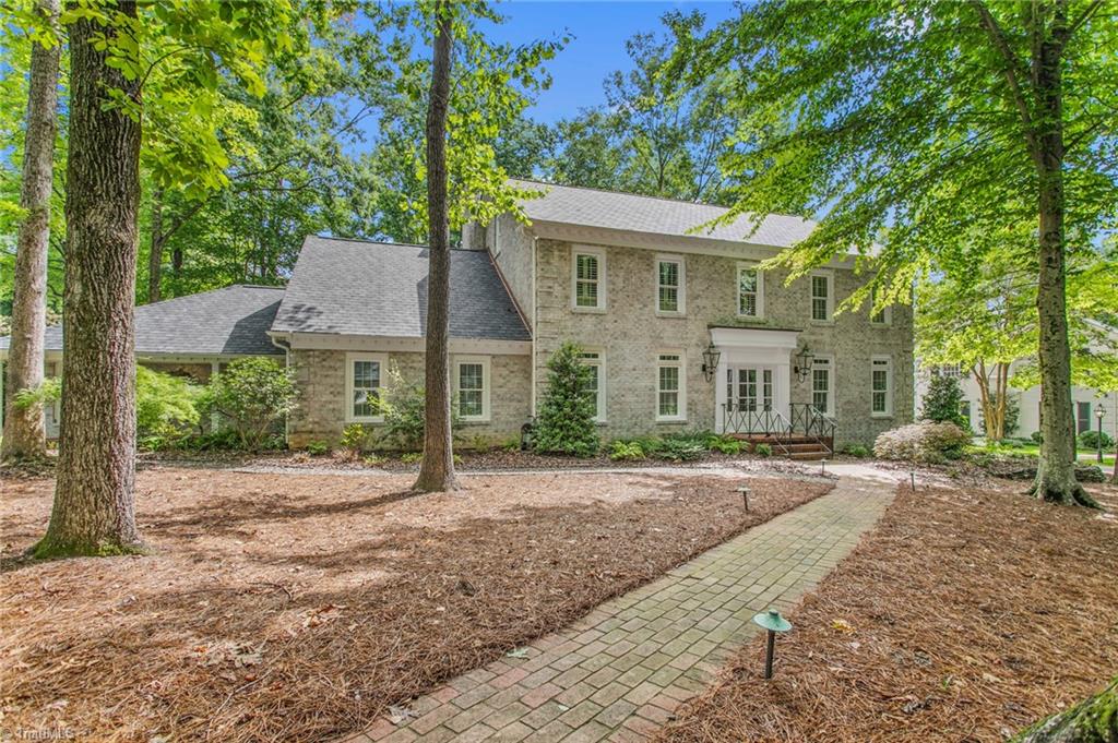 402 Parkmont Drive Property Photo 1