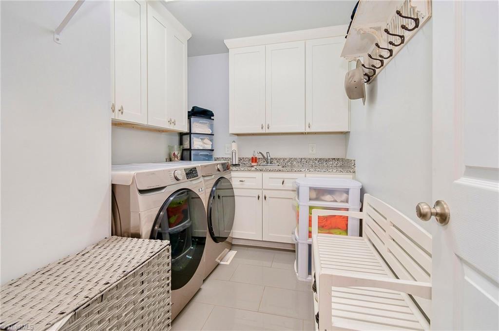 319 Elam Avenue Property Photo 7