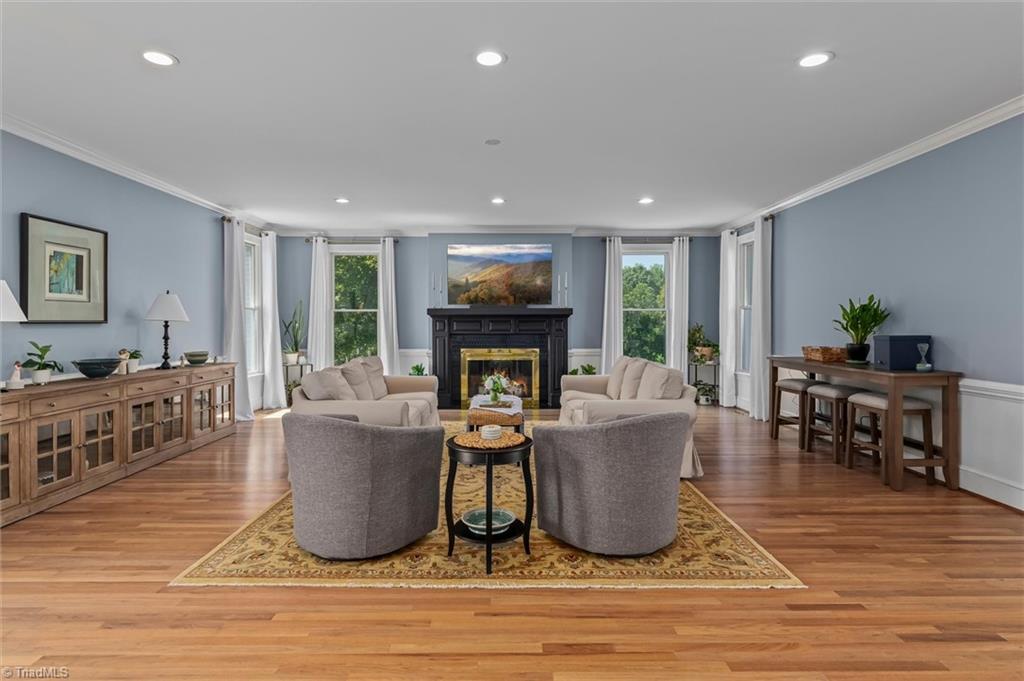 533 Crossingham Road Property Photo 10