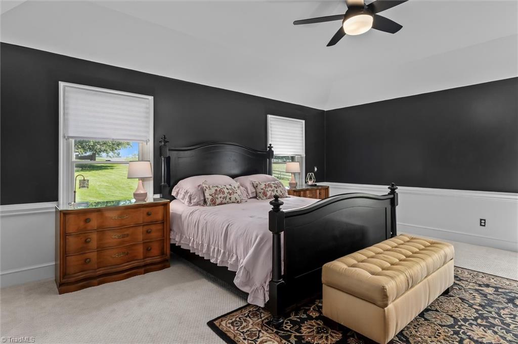 533 Crossingham Road Property Photo 19