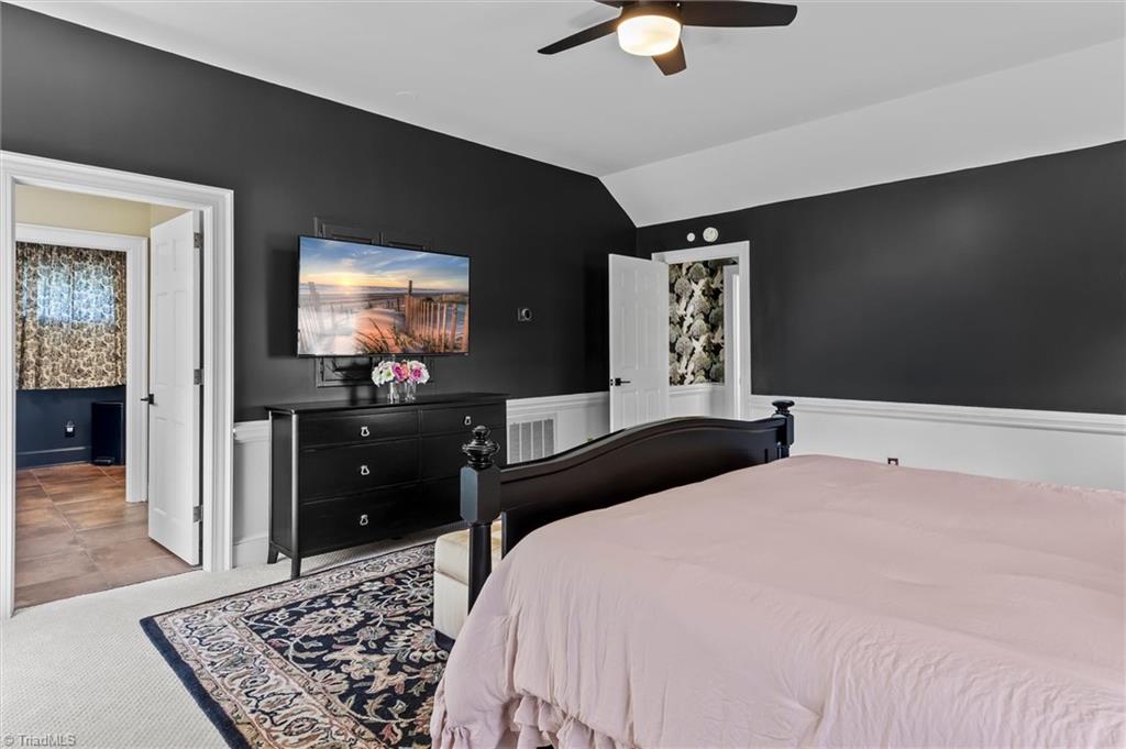 533 Crossingham Road Property Photo 20