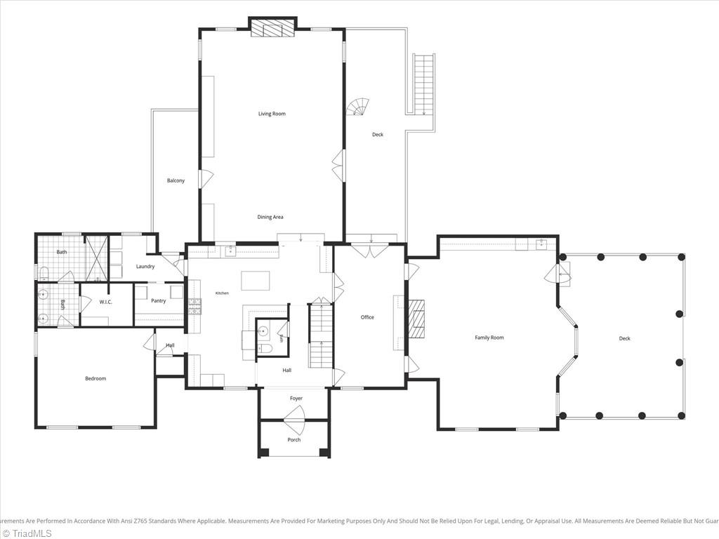 533 Crossingham Road Property Photo 48