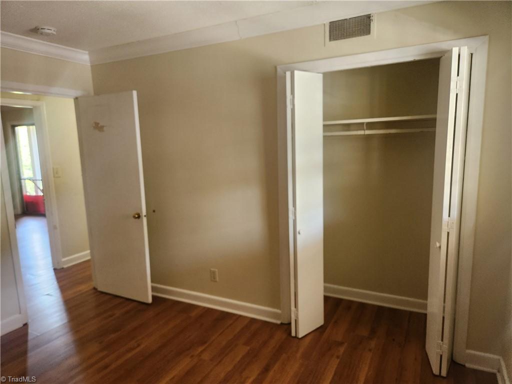 2922 Ramsgate Court Property Photo 11