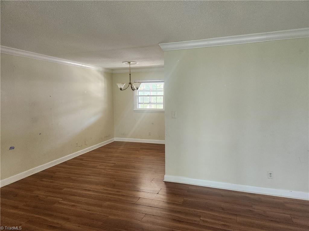 2922 Ramsgate Court Property Photo 25