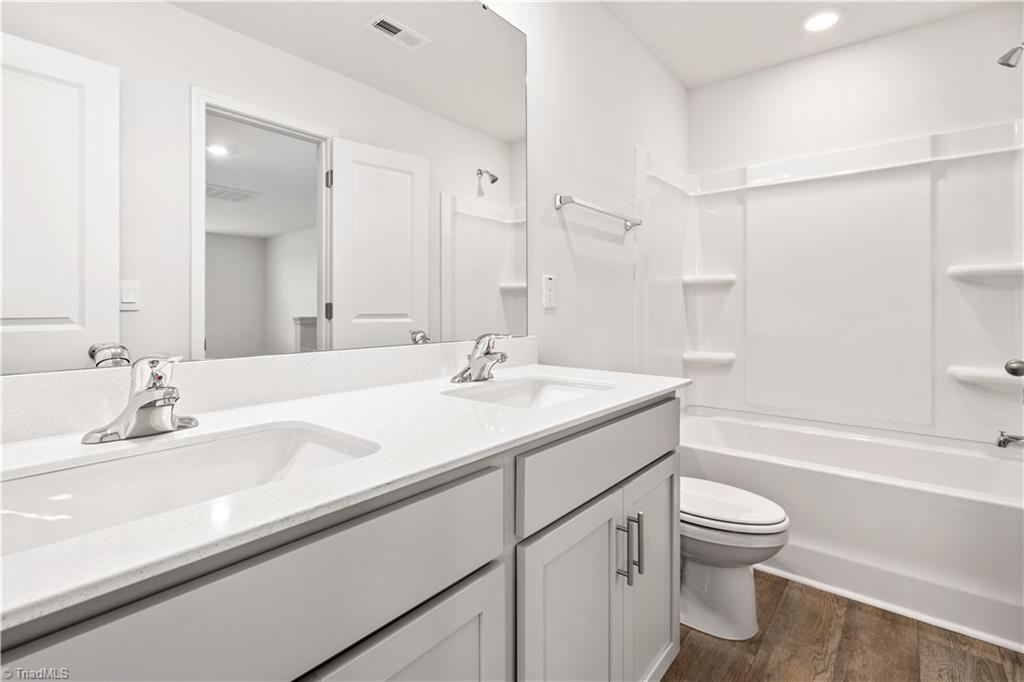 7 Jubilee Court Property Photo 16