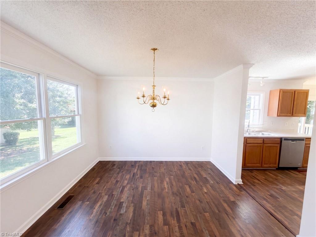 3807 Fig Leaf Court Property Photo 9