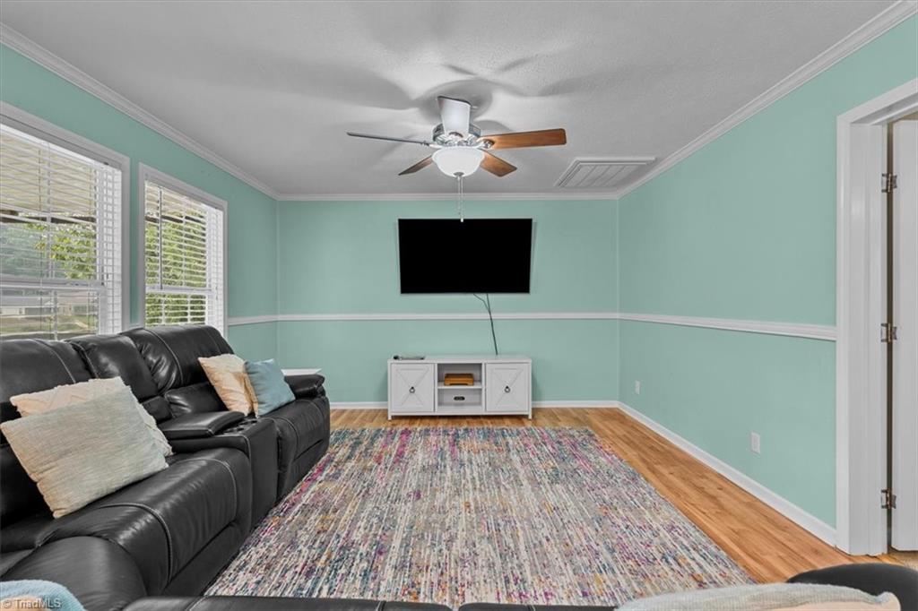 776 Lake Shore Avenue Property Photo 12