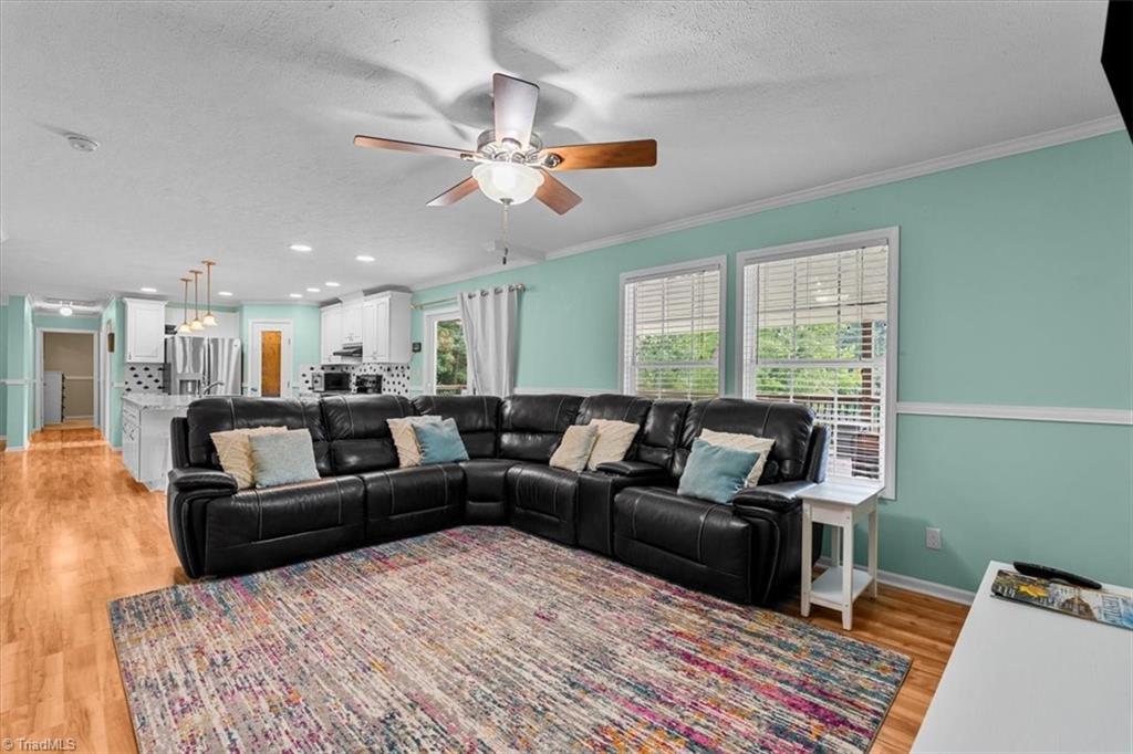 776 Lake Shore Avenue Property Photo 15