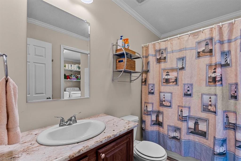 776 Lake Shore Avenue Property Photo 25