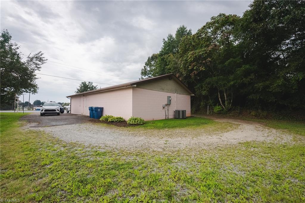 224 School Drive Property Photo 44