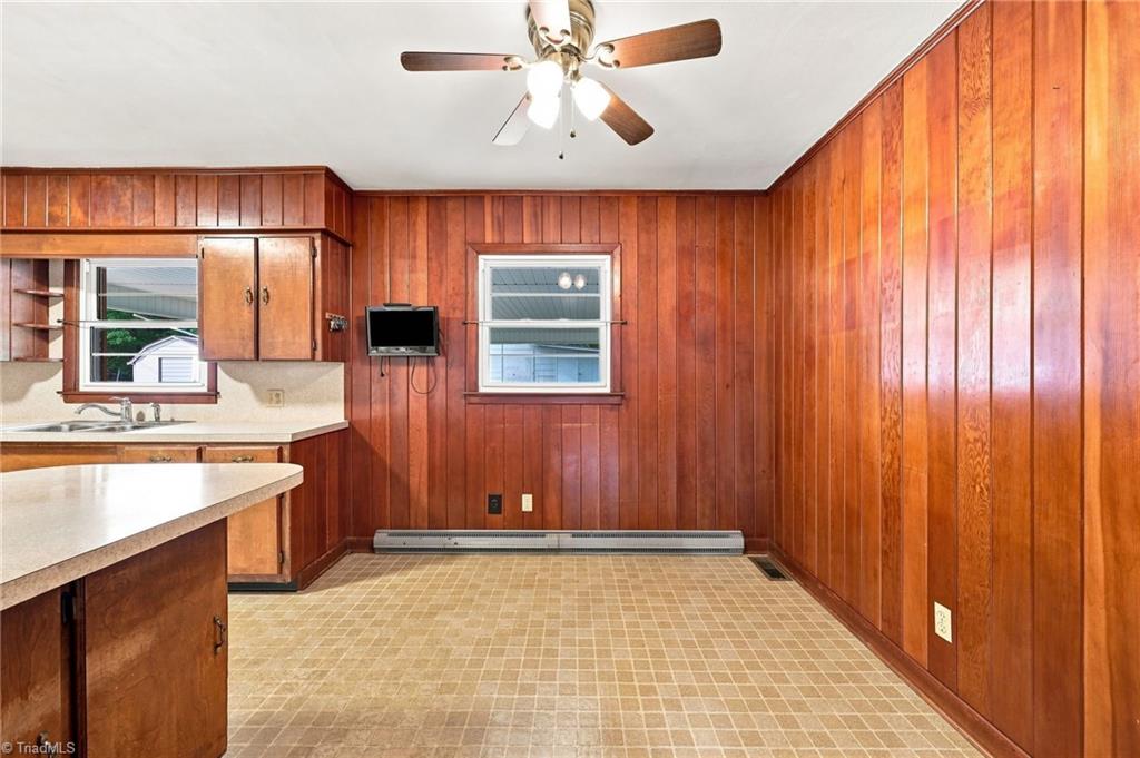 212 Circle Drive Property Photo 14