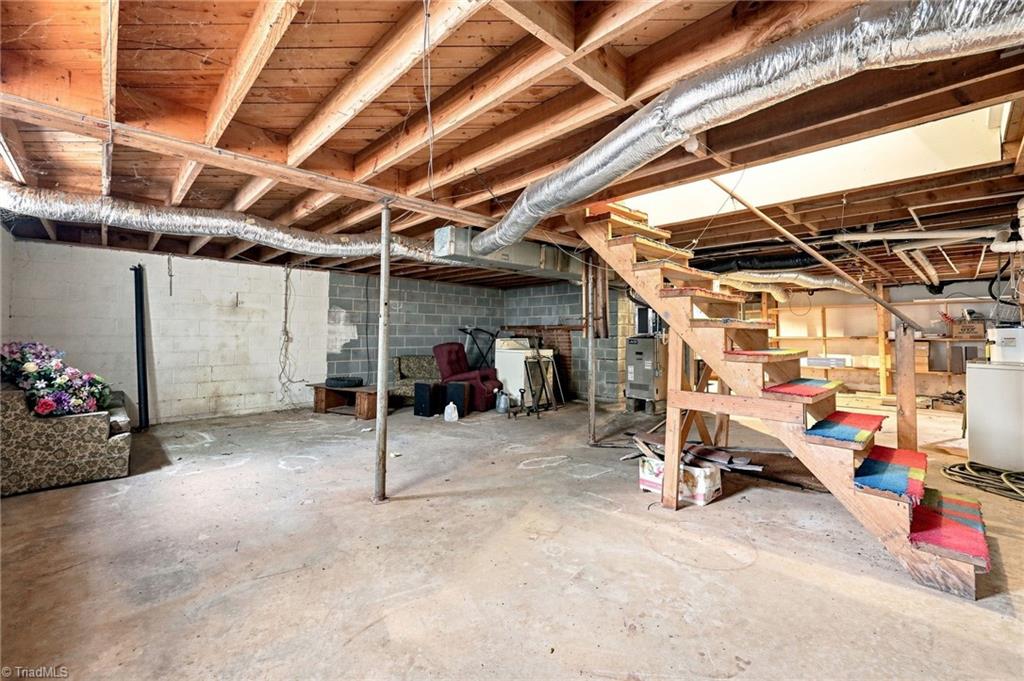 212 Circle Drive Property Photo 26