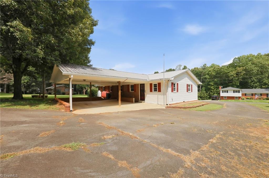 212 Circle Drive Property Photo 29