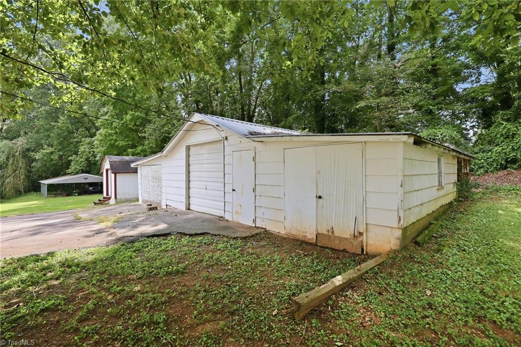 212 Circle Drive Property Photo 41