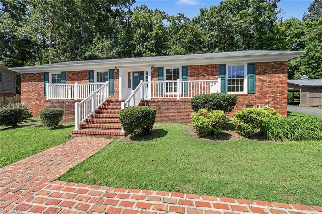 1195 Eton Avenue Property Photo 3