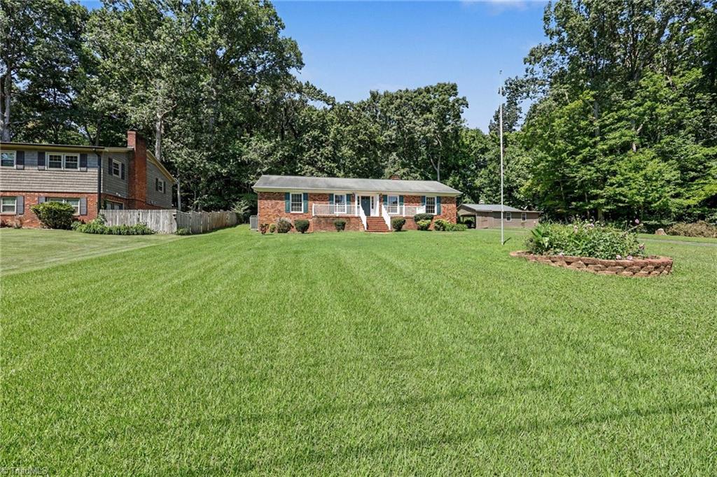 1195 Eton Avenue Property Photo 4