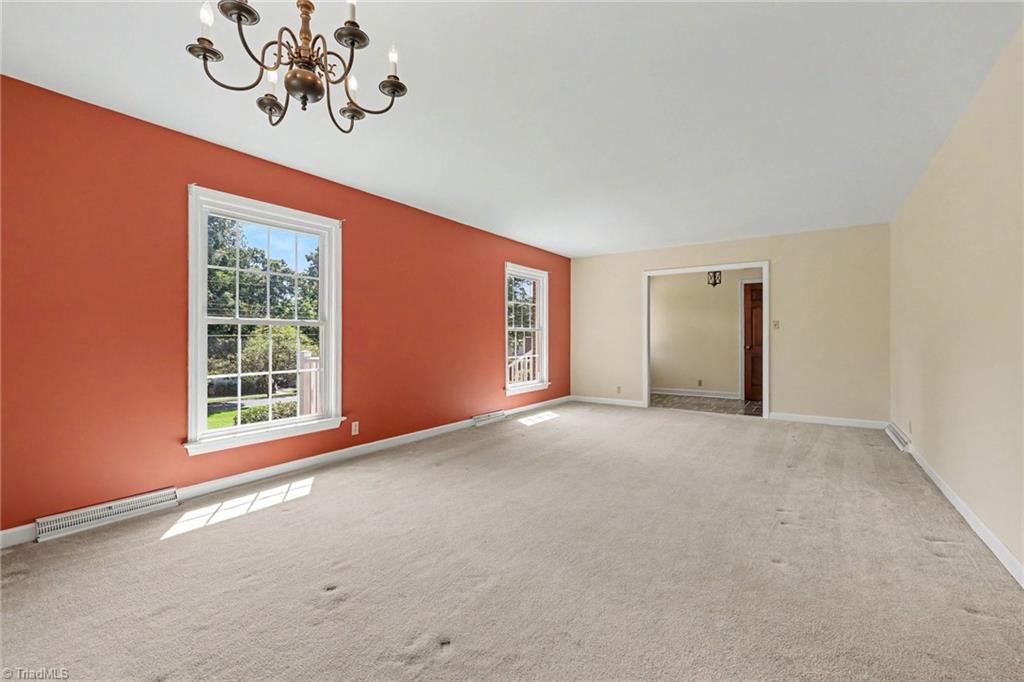 1195 Eton Avenue Property Photo 12
