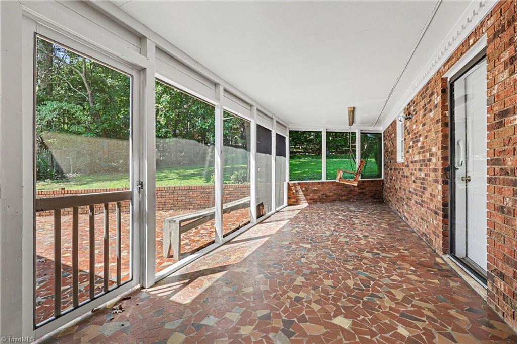 1195 Eton Avenue Property Photo 14