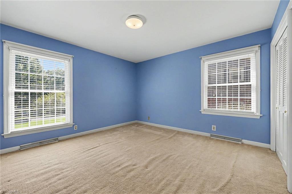 1195 Eton Avenue Property Photo 15