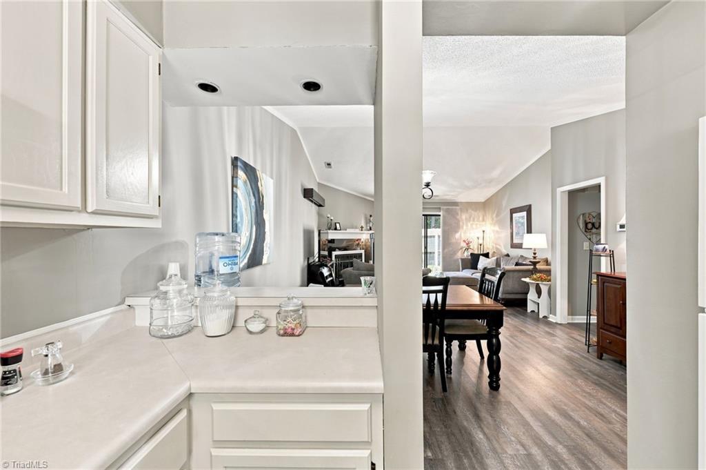 2642 Cottage Place Property Photo 13