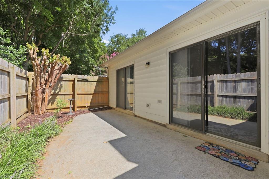 2642 Cottage Place Property Photo 25
