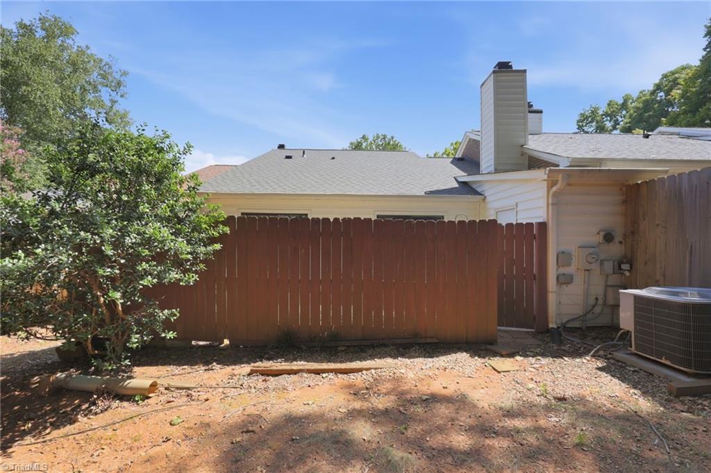 2642 Cottage Place Property Photo 27
