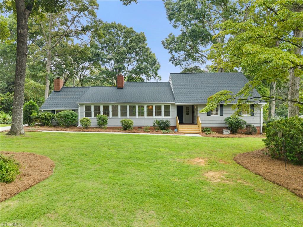 719 Quarterstaff Road Property Photo