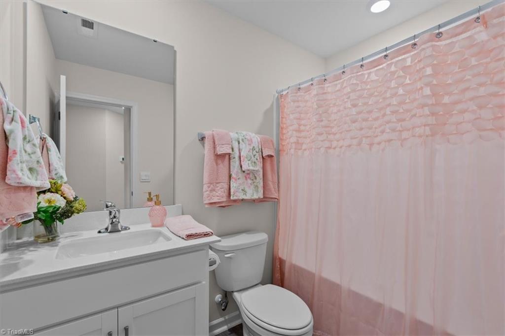 2829 Egert Drive Property Photo 28