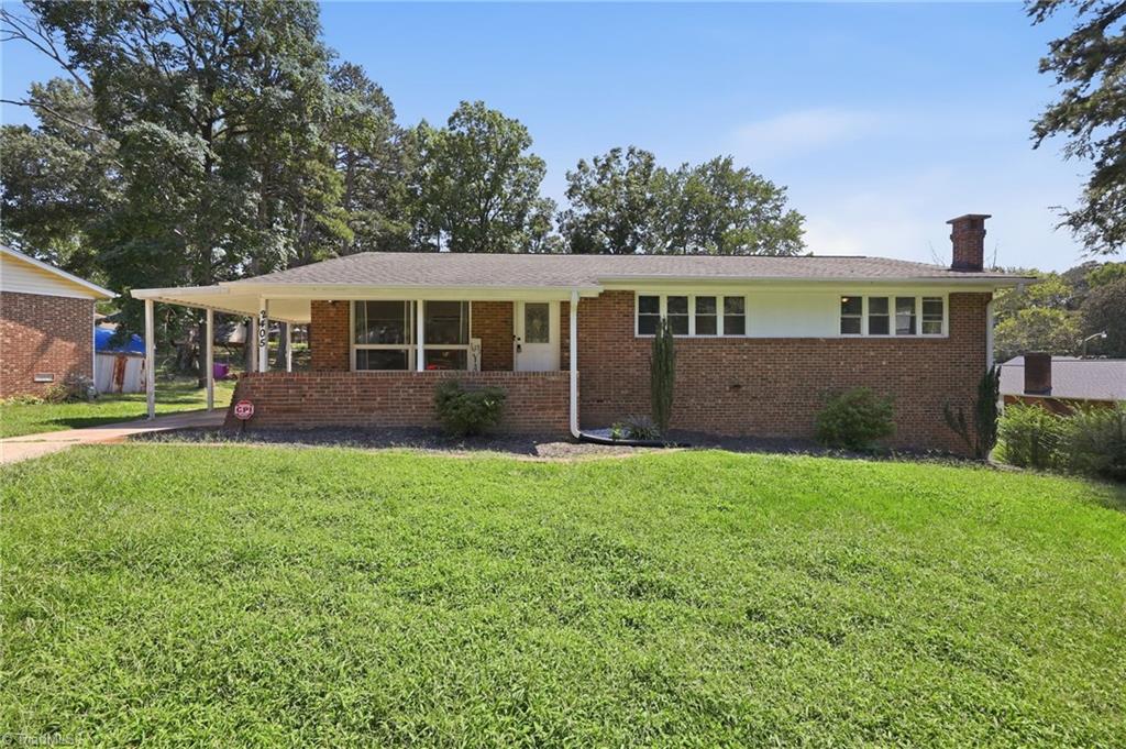 2405 Denver Drive Property Photo 2