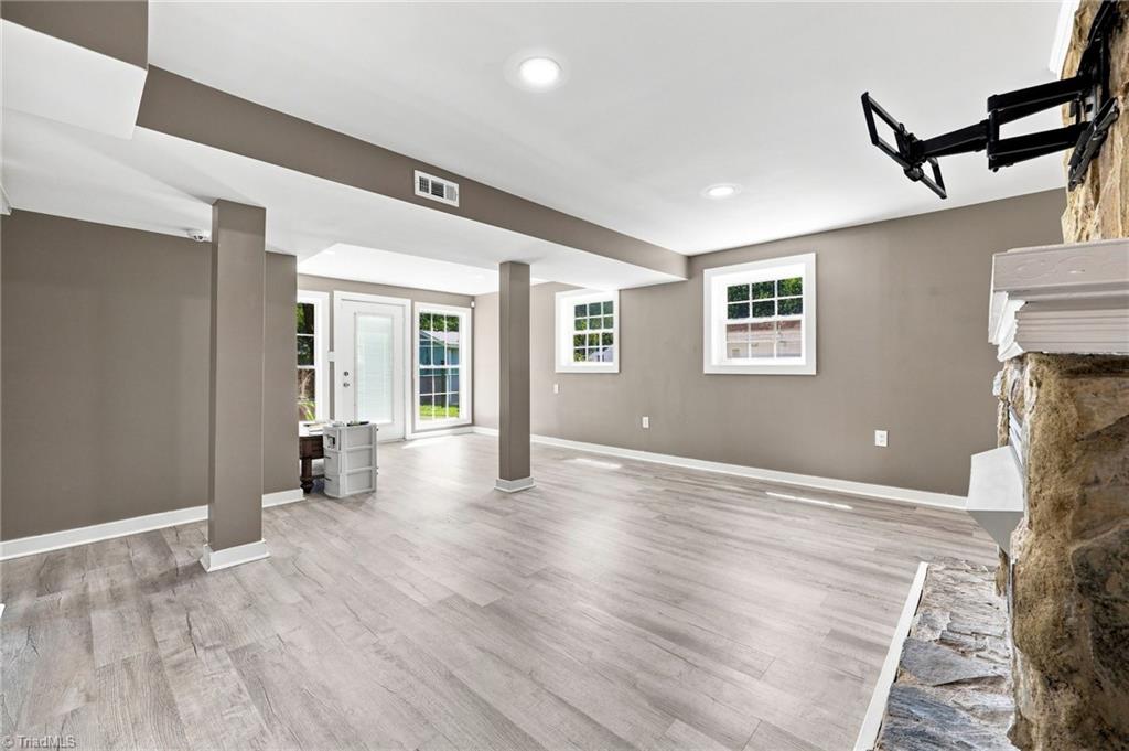 2405 Denver Drive Property Photo 6