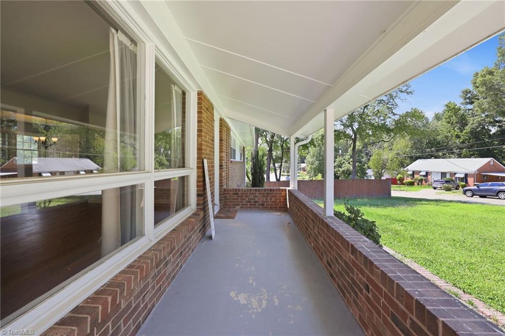 2405 Denver Drive Property Photo 28
