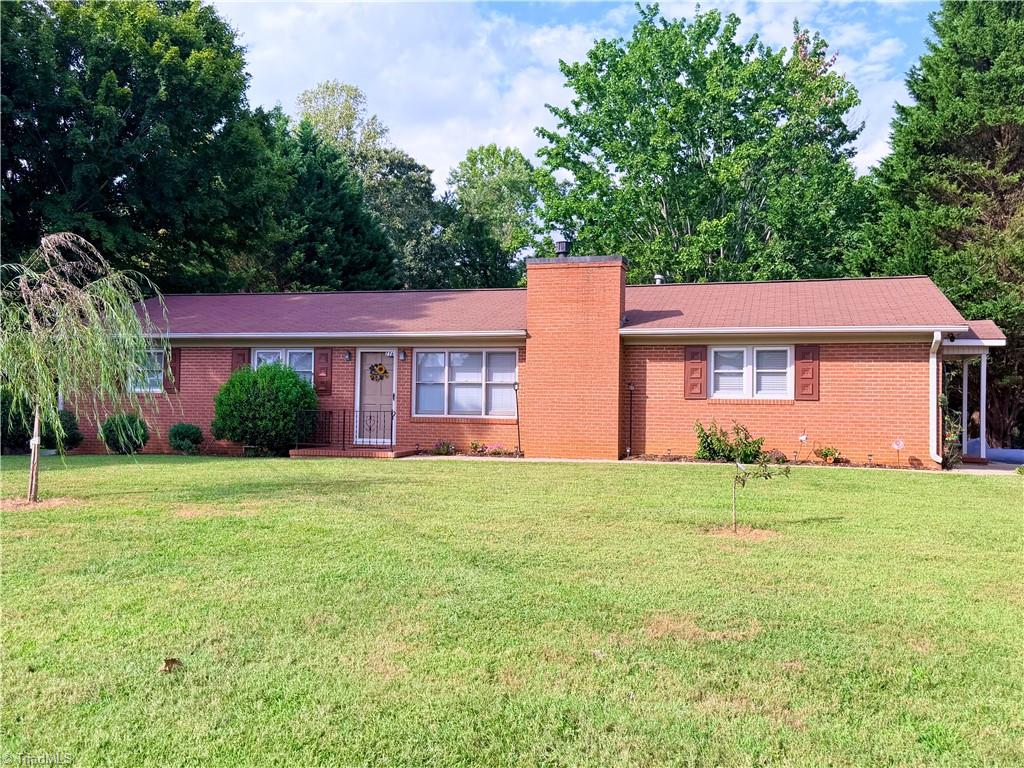 776 Country Club Drive Property Photo 1