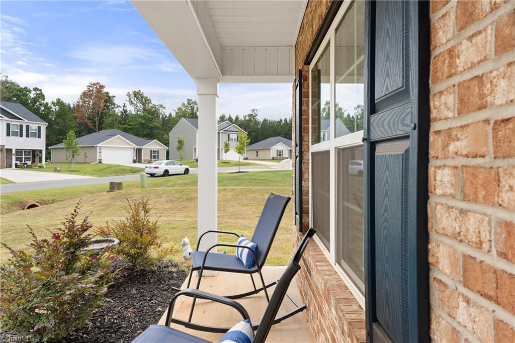 162 East Farm Loop Property Photo 5
