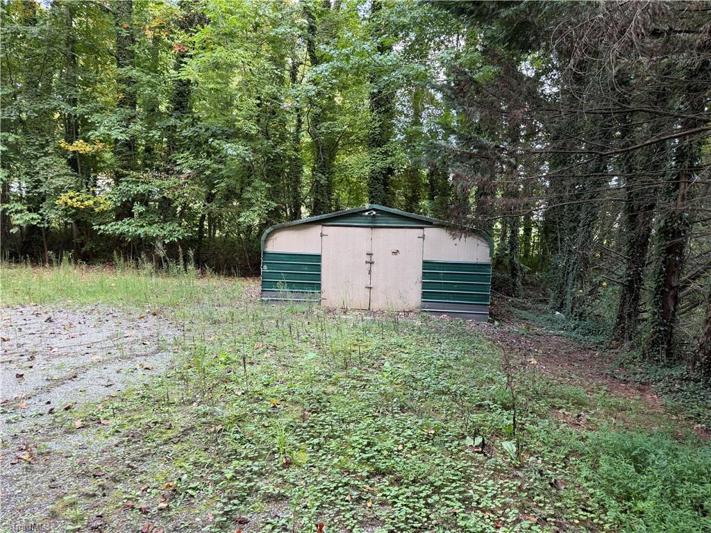 921 Tobaccoville Road Property Photo 3