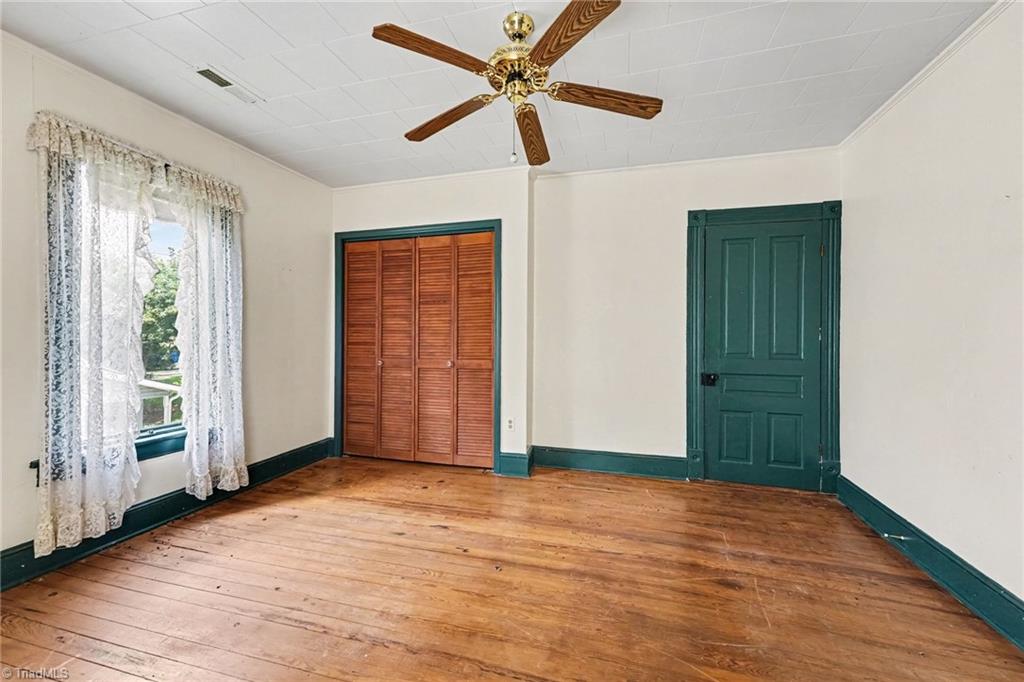 447 Main Street Property Photo 23