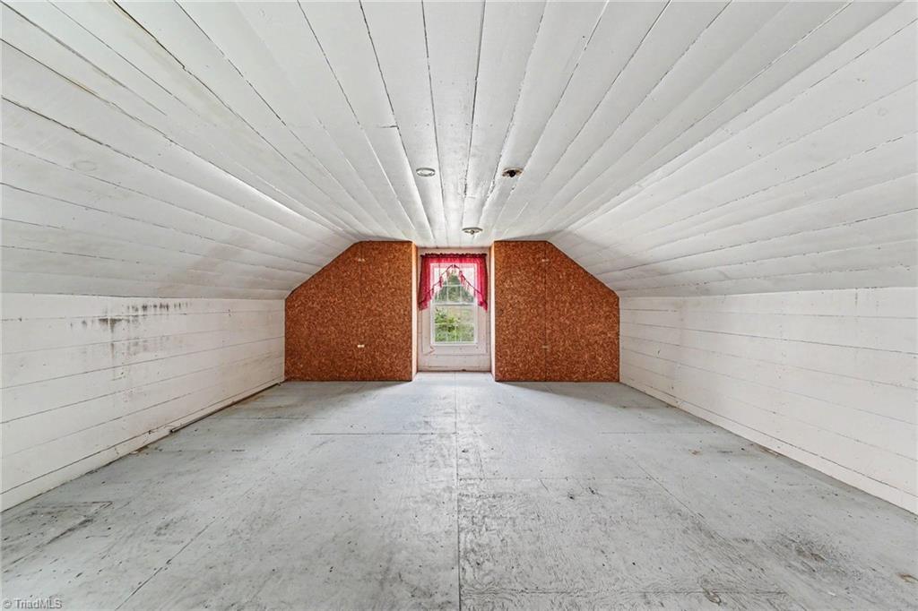 447 Main Street Property Photo 24